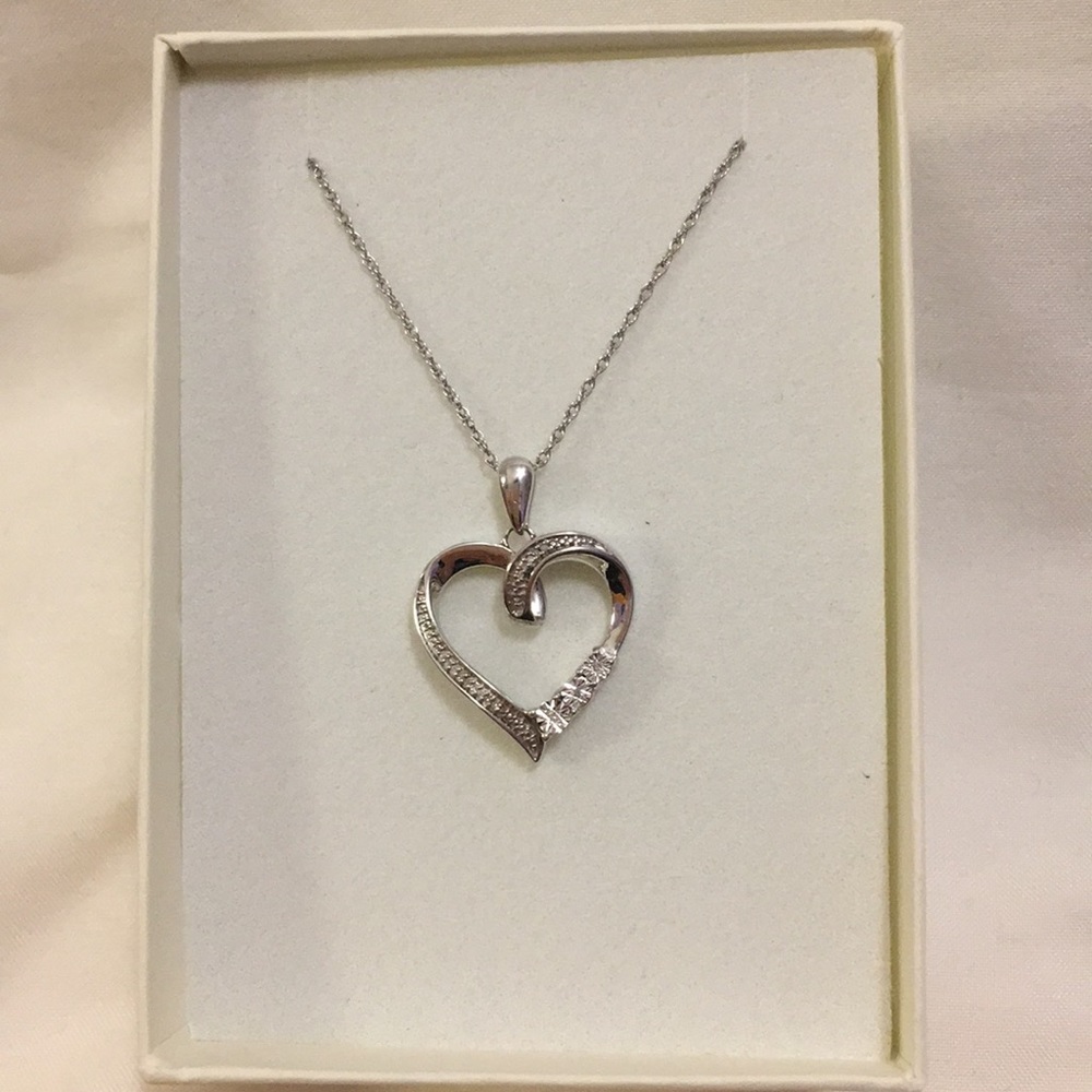 Diamond heart necklace